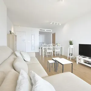 https://apartamento-de-lujo-con-jardin-privado.1costadelsol.com